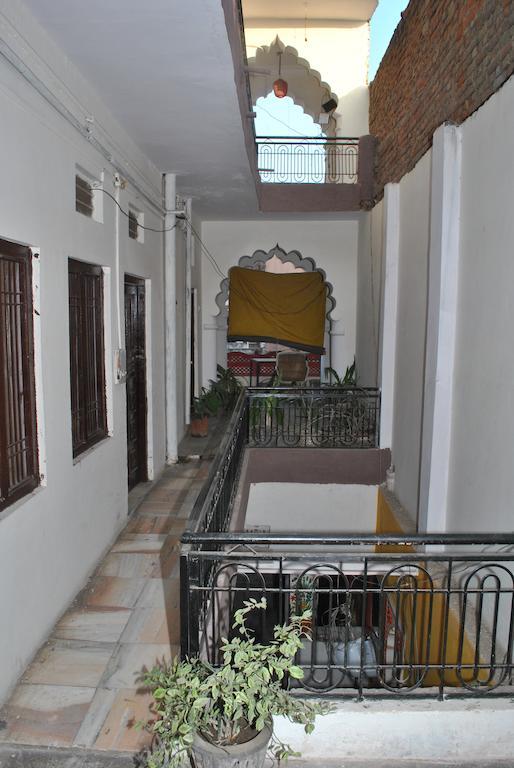 Priya Guest House Ádzsmir Kültér fotó